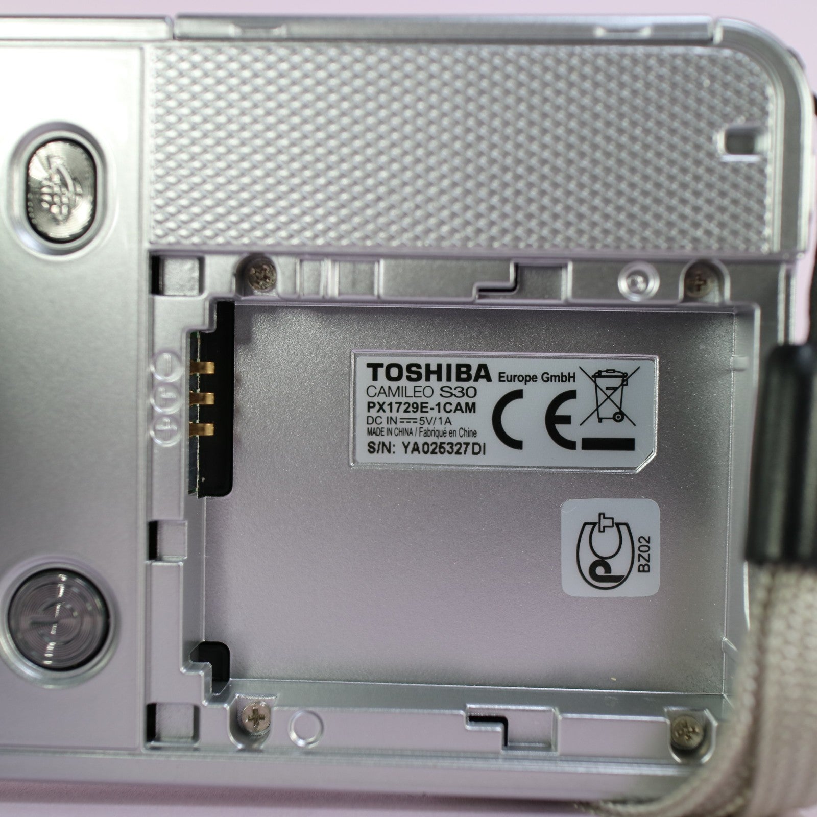 Toshiba Camileo S30 Compact HD Video Camcorder Black Tested Full Working Set