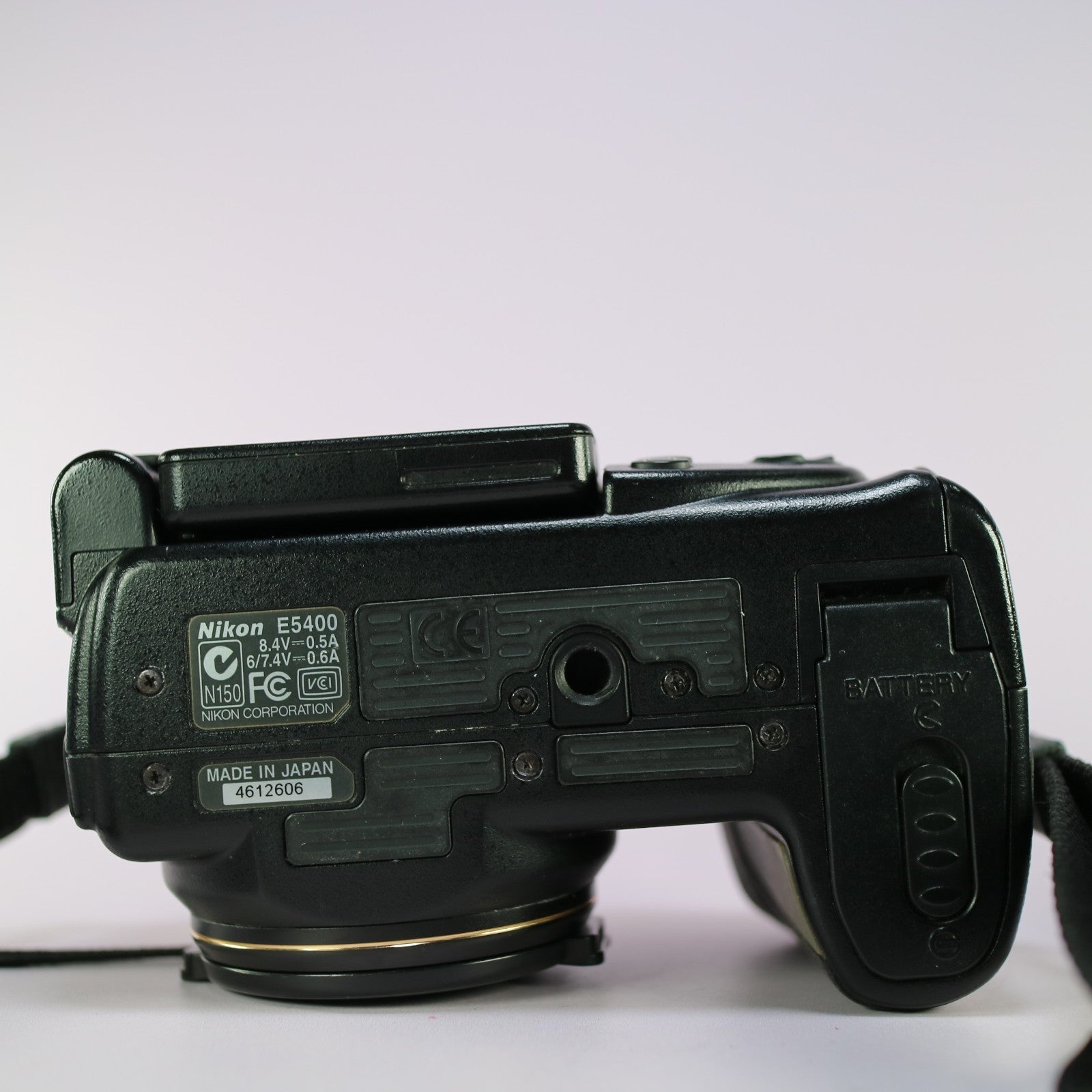 Nikon Digital Camera Coolpix 5400 5.1MP Flip Screen Black Tested Full Set