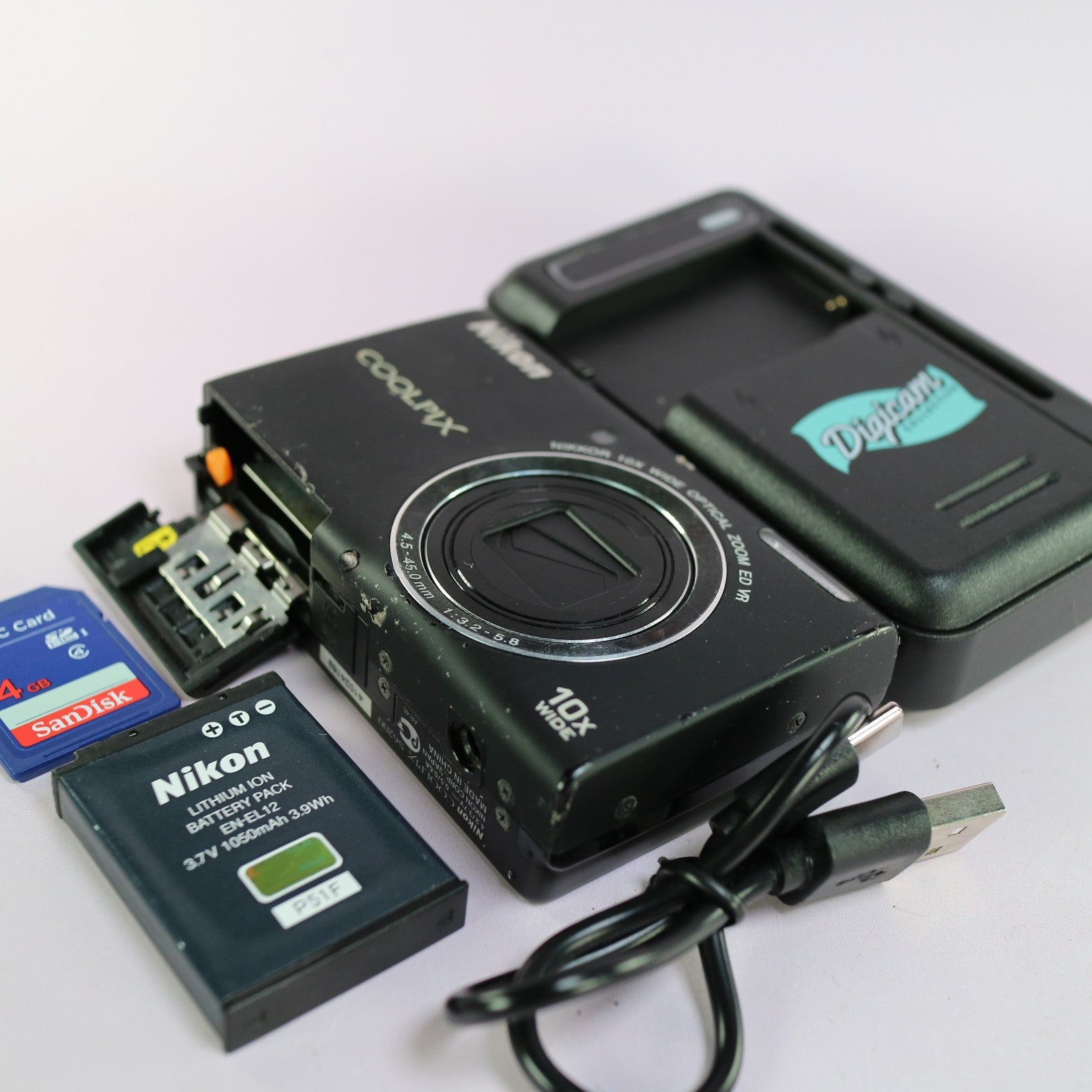 Nikon Digital Camera Coolpix S6200 16.0MP Black Tested Full Working Set