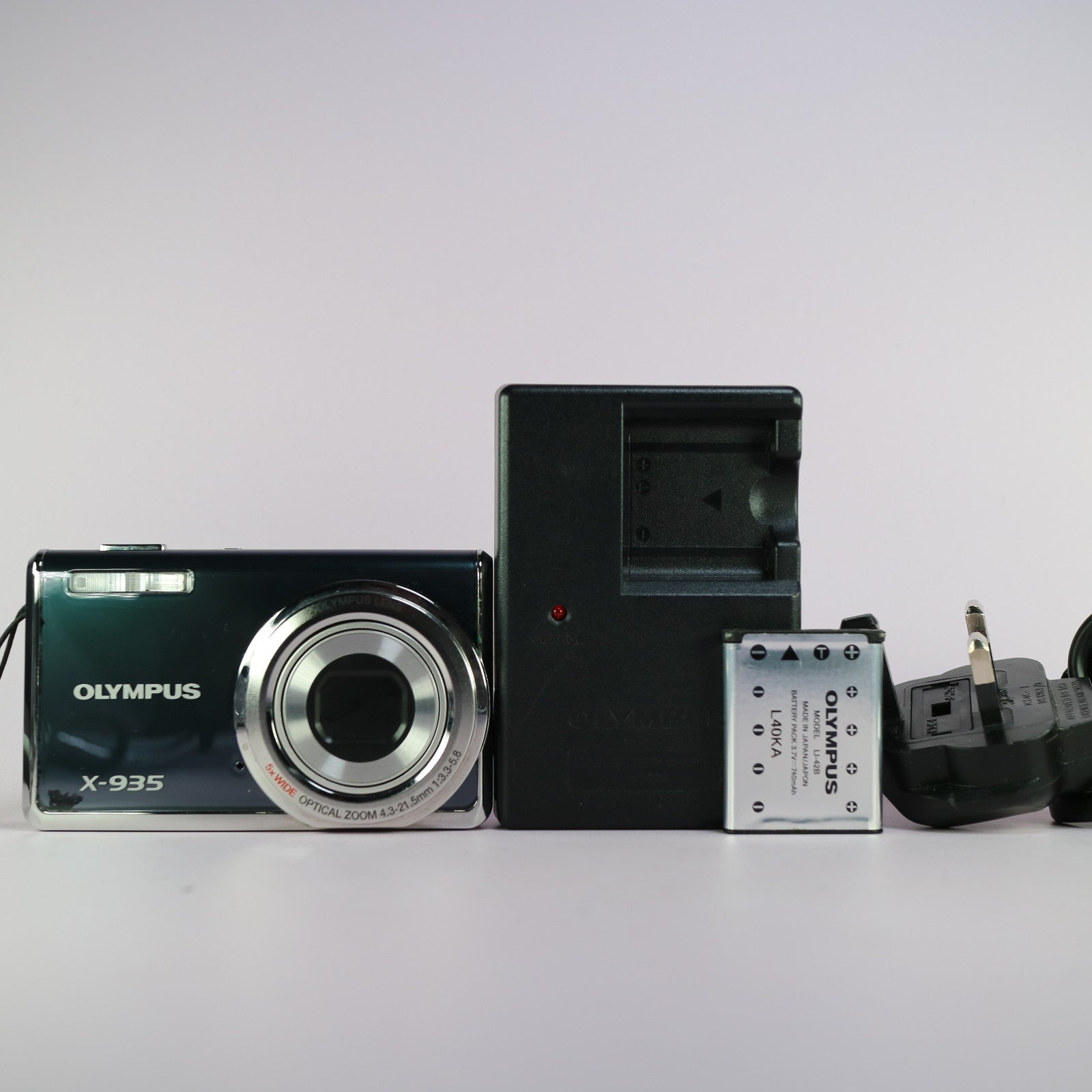 Olympus Digital Camera X-935 12.0MP Blue Tested Full Set