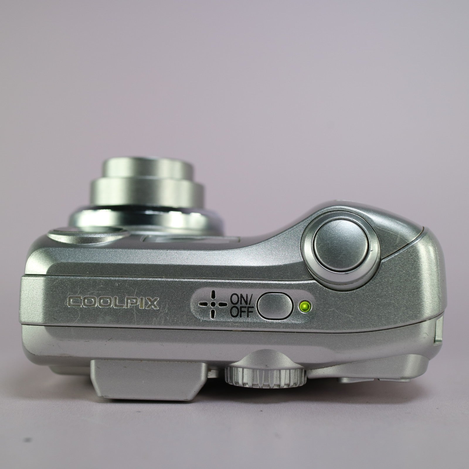 Nikon Digital Camera Coolpix 2200 2.0MP Silver Tested