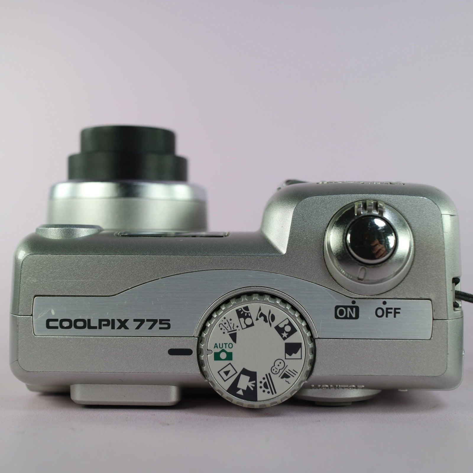 Nikon Digital Camera Coolpix 775 2.1MP Silver Tested