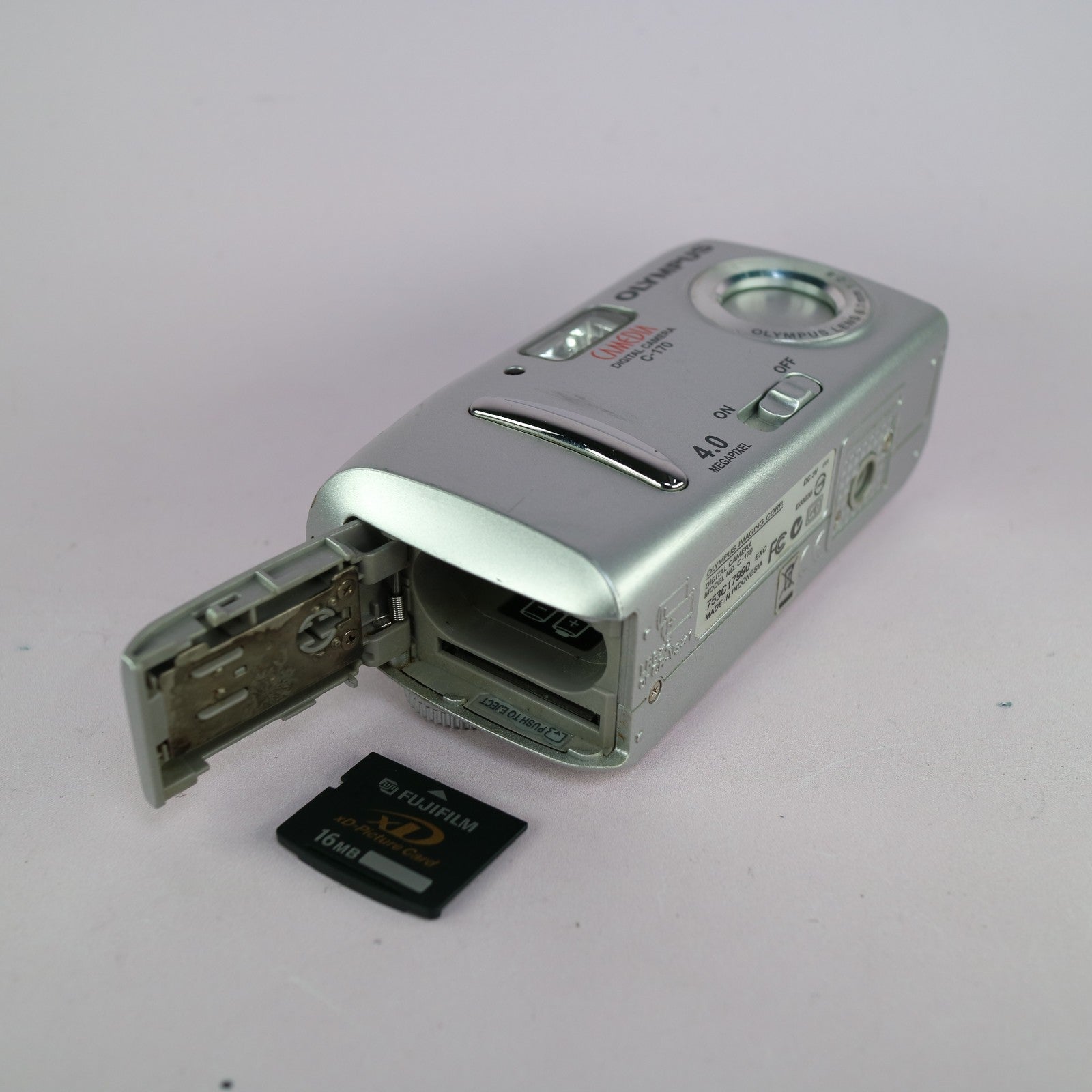 Olympus Camedia C-170 4.0MP Compact Digital Camera Silver Tested With xD Card