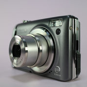 Fujifilm Digital Camera FinePix F40fd 8.3MP Silver Tested Full Working Set