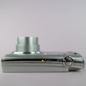 Traveler Digital Camera Super Slim XS 8 8.0MP Silver Tested Full Working Set