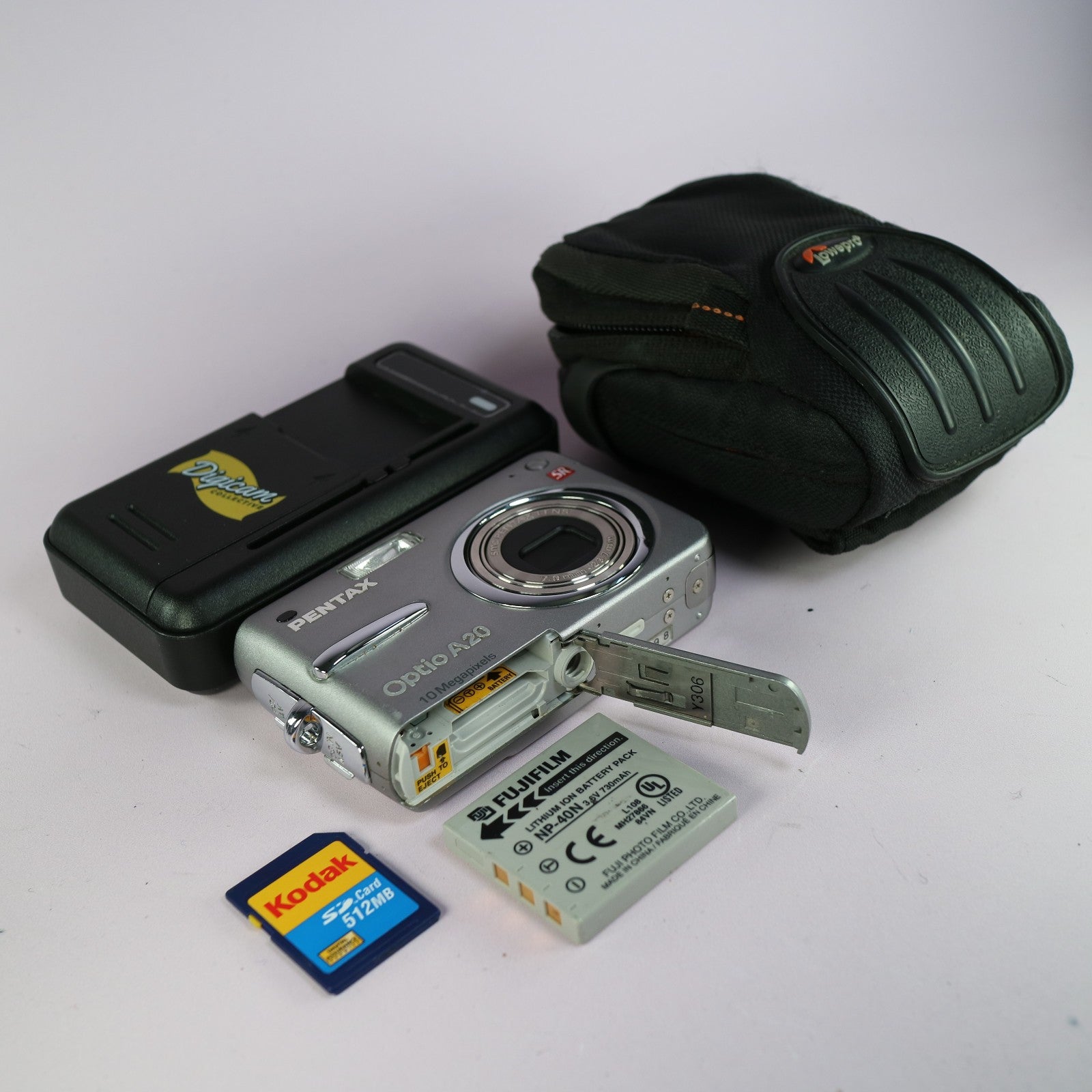 Pentax Digital Camera Optio A20 10.0MP Silver Tested Full Working Set