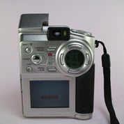 Fujifilm Digital Camera FinePix 4700 Zoom 2.4MP Silver Tested