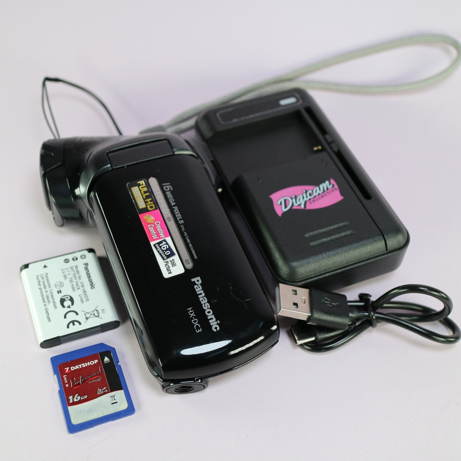Panasonic  HX-DC3 14.0MP Compact Digital Video Recorder Black Tested Full Set