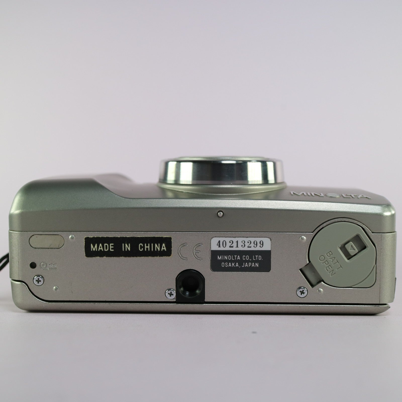 Minolta Riva Zoom 130 35mm Film Point and Shoot Camera Silver Tested