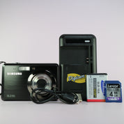 Samsung Digital Camera ES55 10.2MP Black Tested Full Working Set