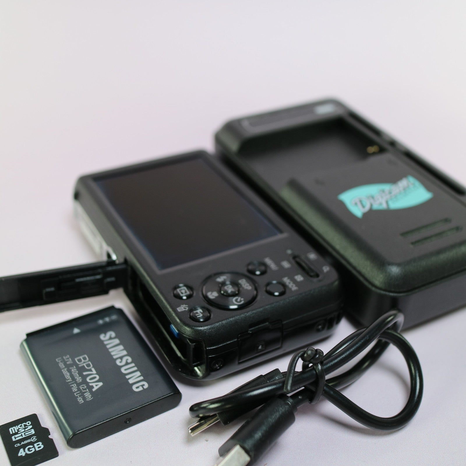 Samsung Digital Camera PL122 14.2MP Selfie Screen Black Tested Full Working Set