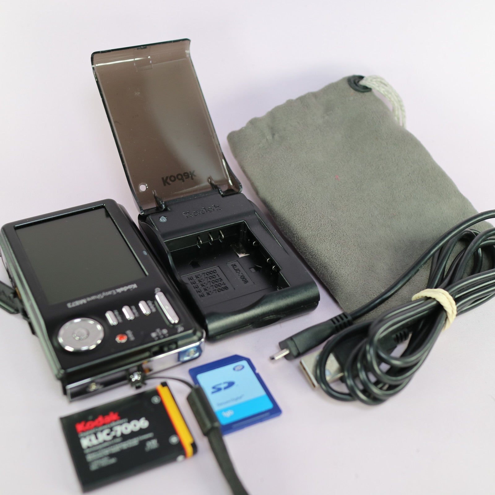 Kodak Digital Camera EasyShare M873 8.0MP Black Tested Full Working Set
