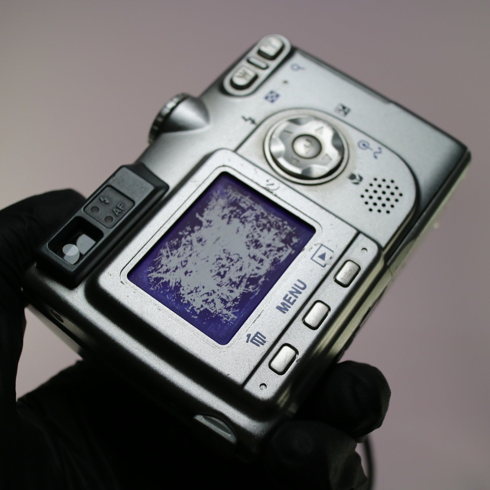 Nikon Digital Camera Coolpix 5200 5.1MP Silver Tested Full Working Set