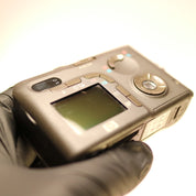 HP Digital Camera Photosmart R607 4.1MP Silver Tested Full Working Set