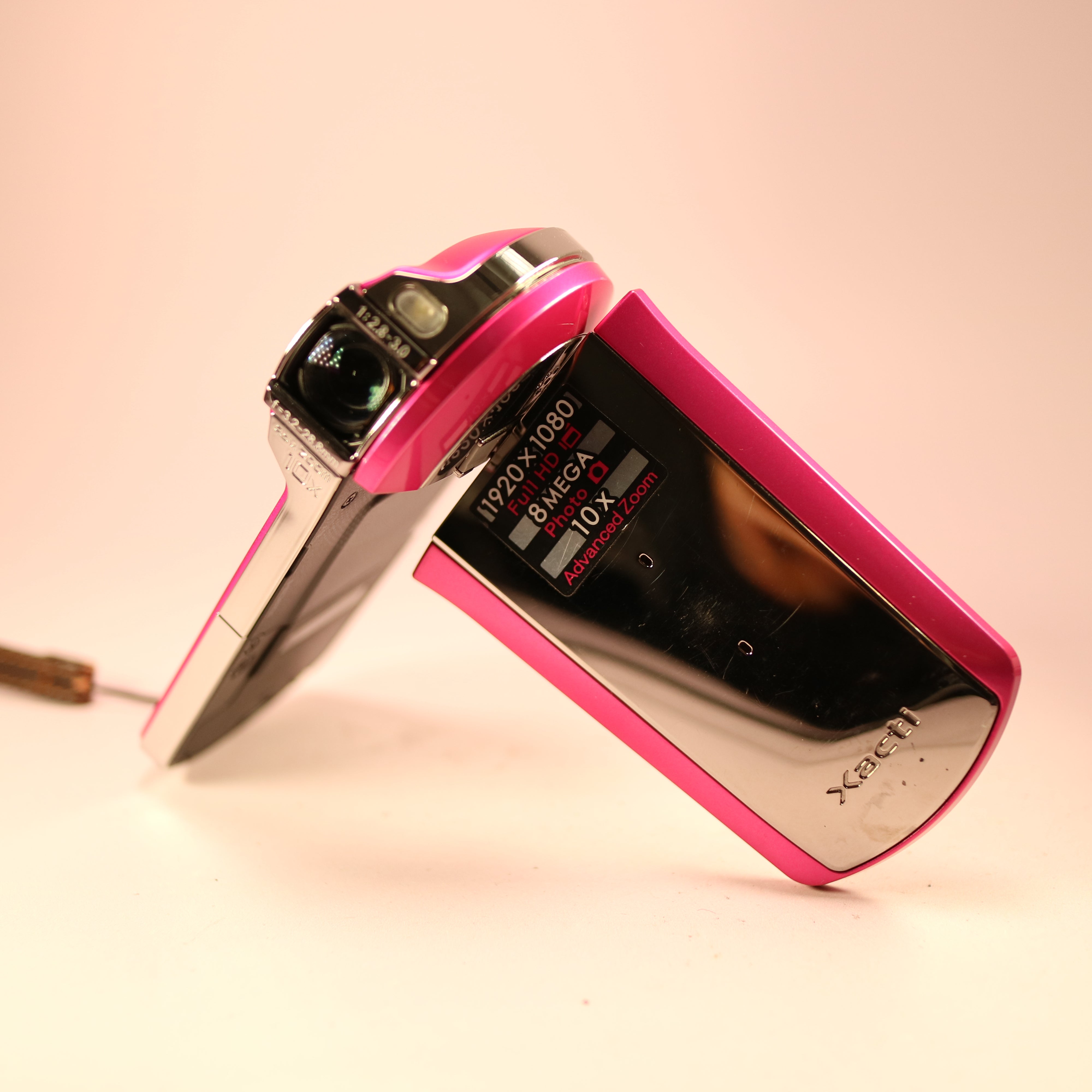 Sanyo Xacti VPC-CS1 HD 8.0MP CMOS FHD Handheld Digital Camcorder