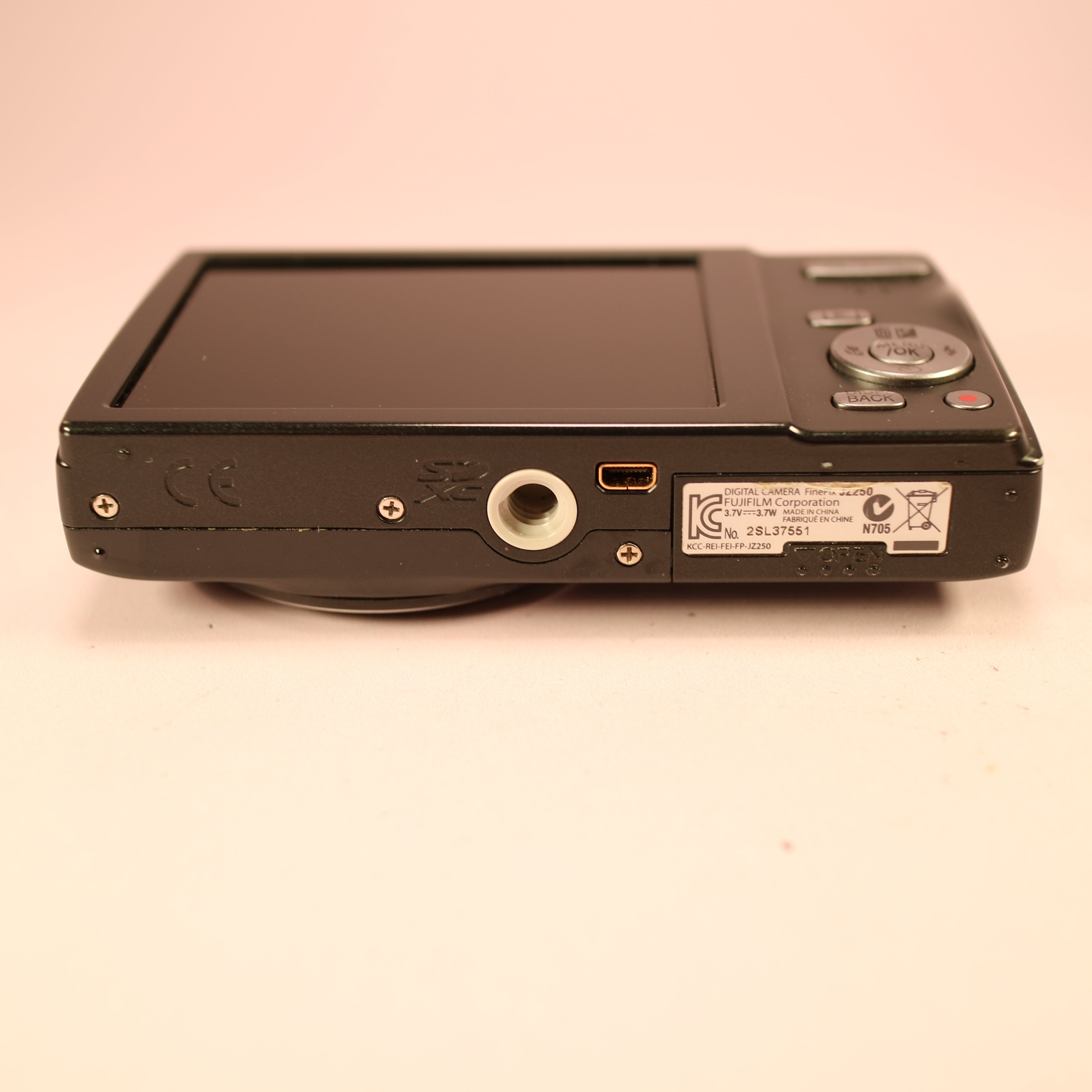 Fujifilm FinePix JZ250 16.0MP CCD Compact Digital Camera