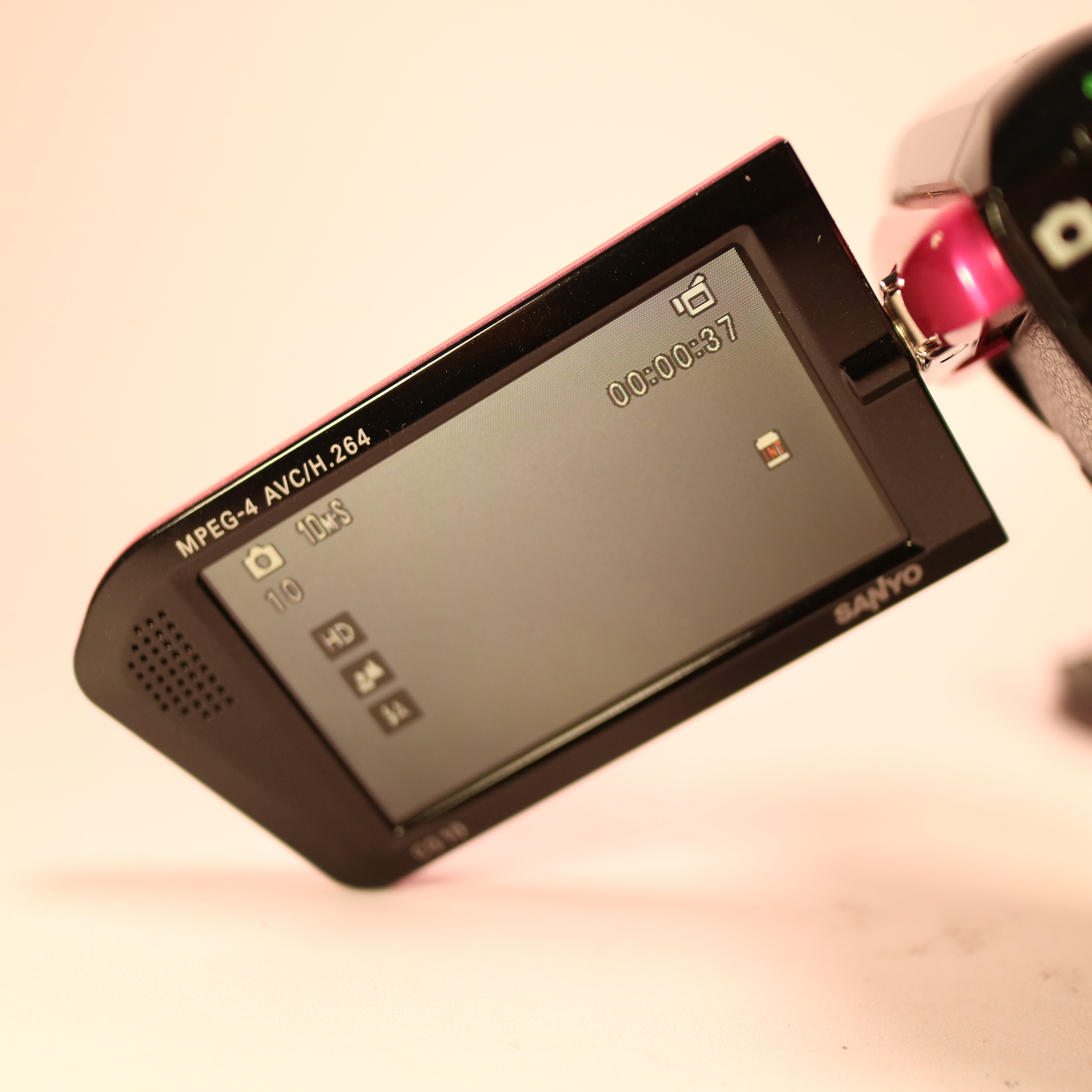 Sanyo Xacti VPC-CG10 10.0MP CMOS FHD Handheld Digital Camcorder