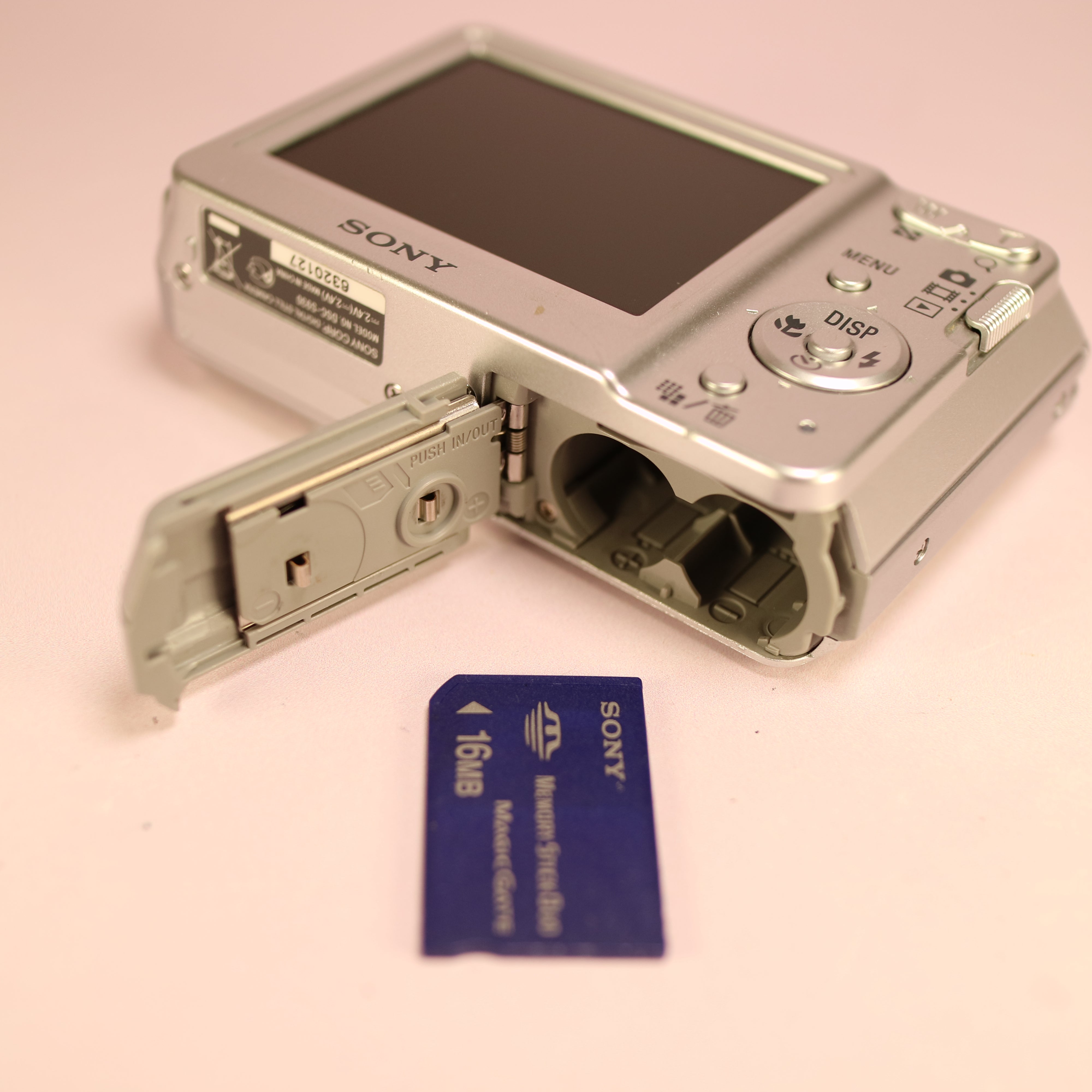 Sony Cyber-shot DSC-S930 10.1MP CCD Compact Digital Camera