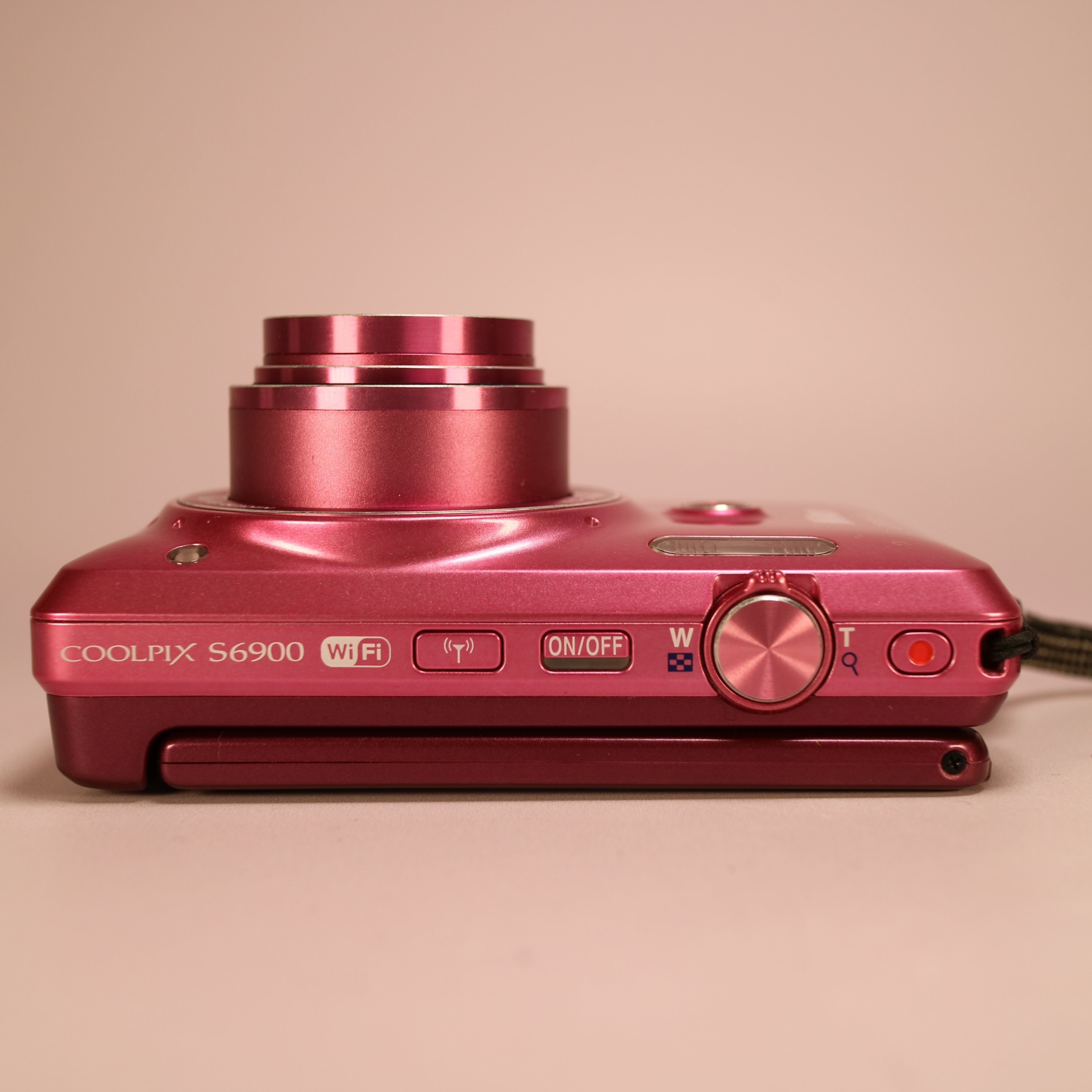 Nikon Coolpix S6900 16.0MP CMOS Flip Screen Compact Digital Camera