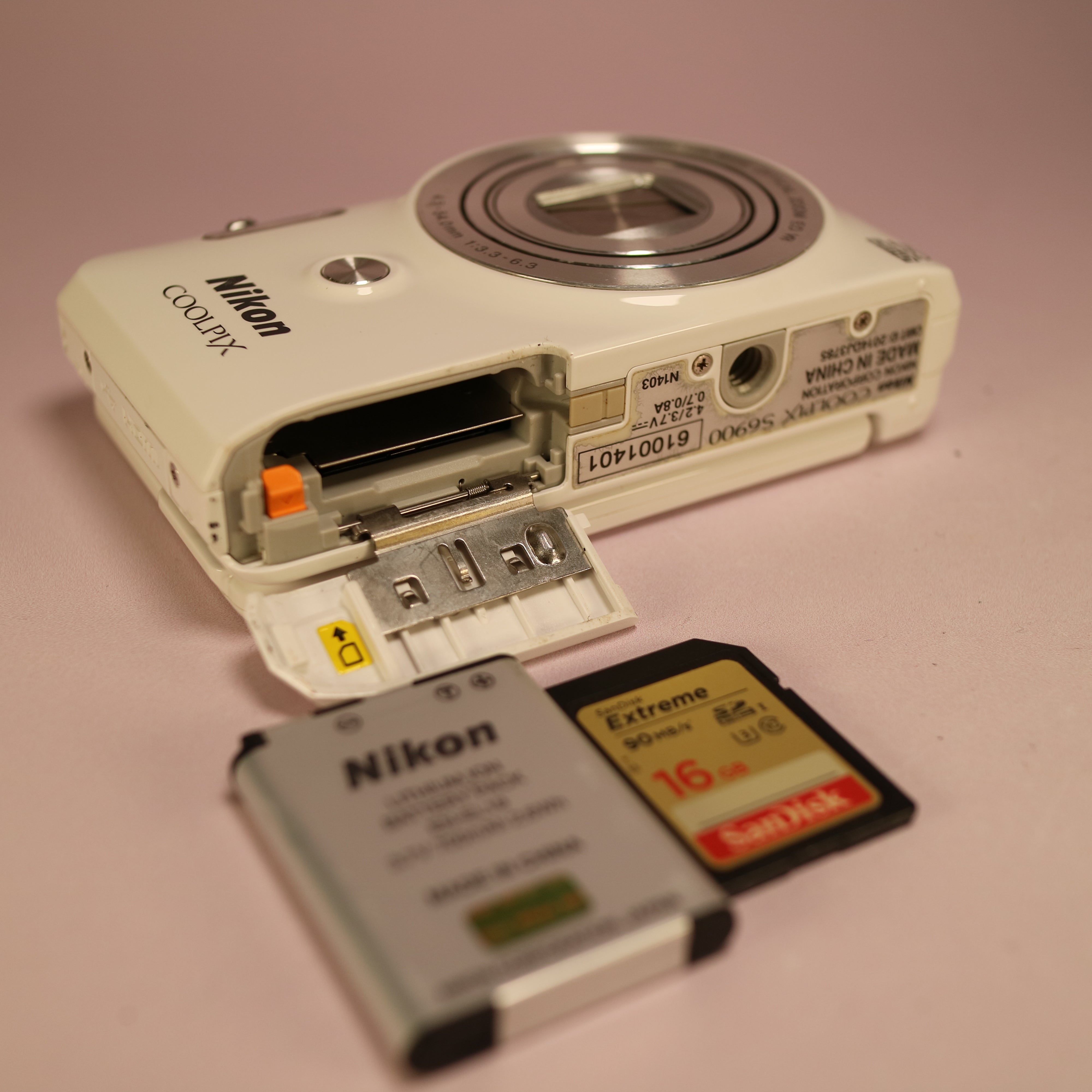 Nikon Coolpix S6900 16.0MP CMOS Flip Screen Compact Digital Camera