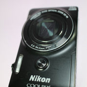 Nikon Coolpix S6900 16.0MP CMOS Flip Screen Compact Digital Camera