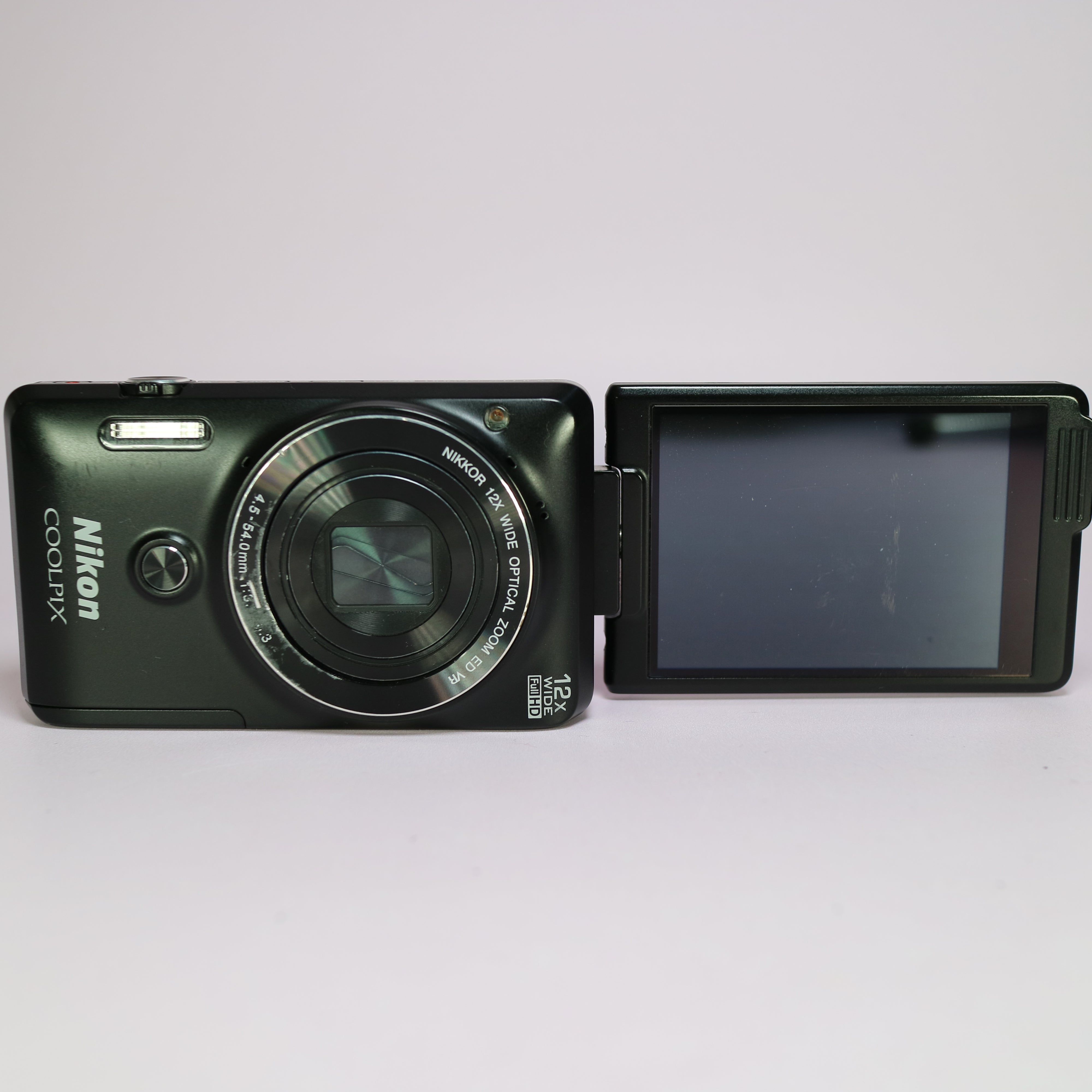 Nikon Coolpix S6900 16.0MP CMOS Flip Screen Compact Digital Camera