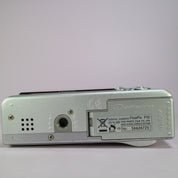 Fujifilm FinePix F10 6.3MP CCD Compact Digital Camera