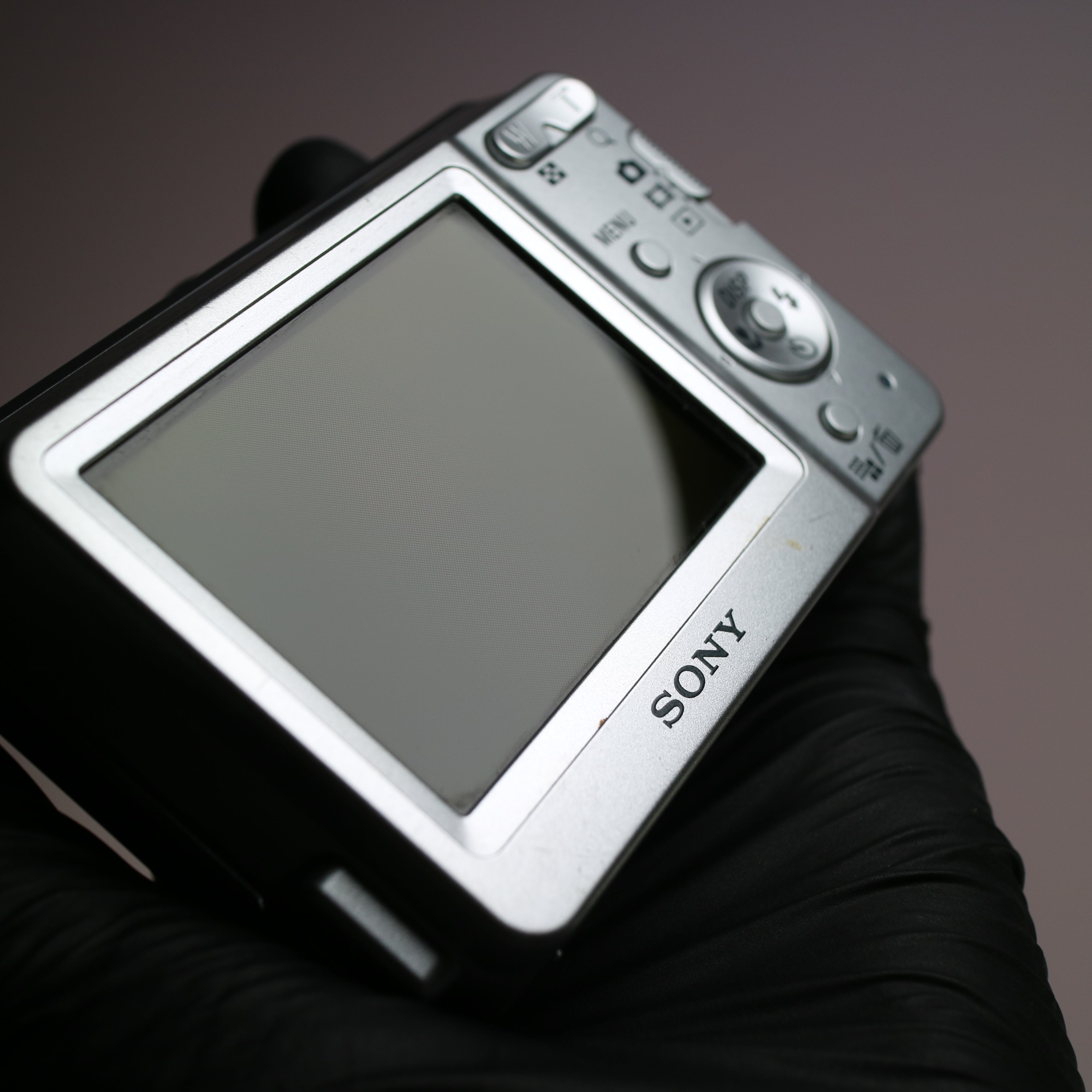 Sony Cyber-shot DSC-S930 10.1MP CCD Compact Digital Camera