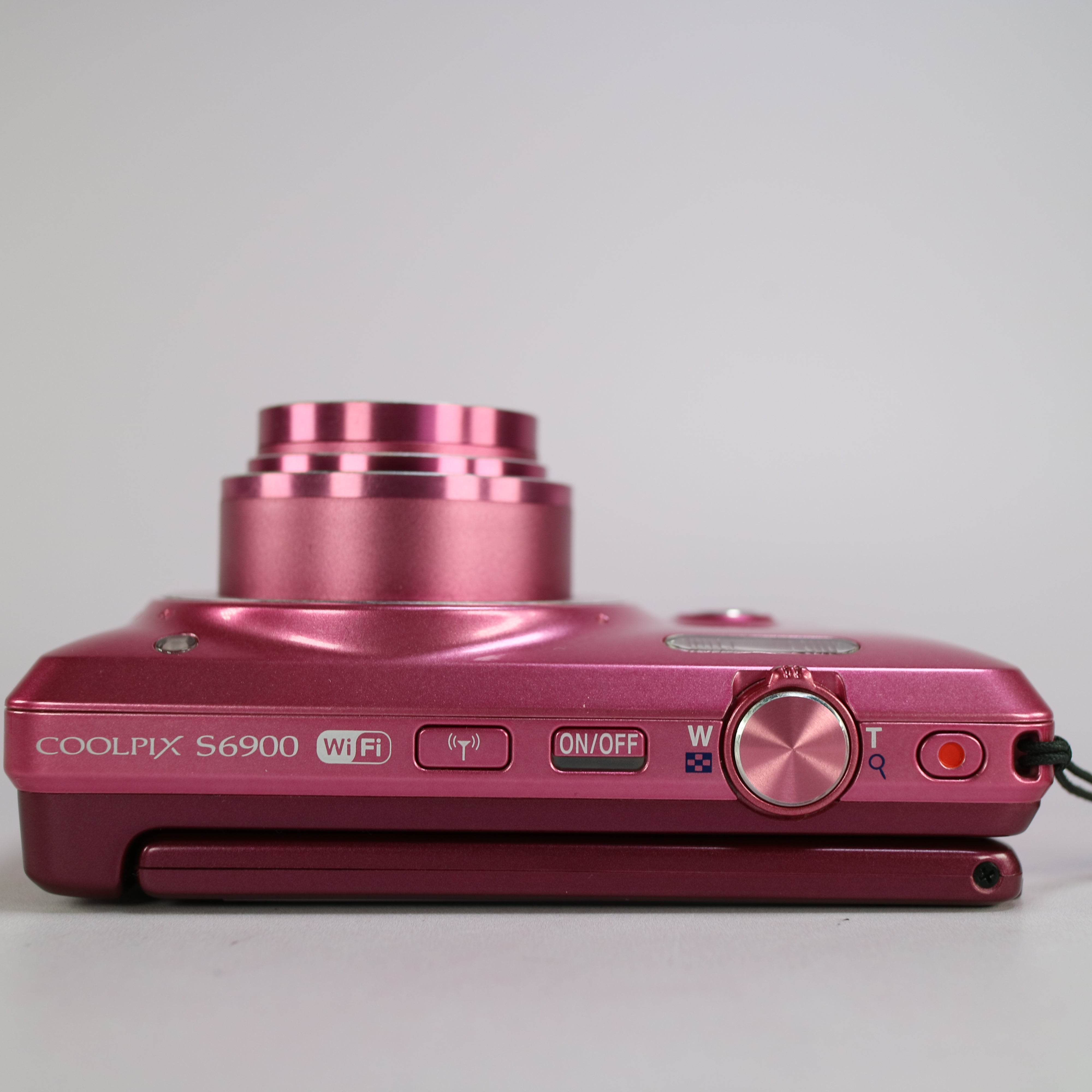 Nikon Coolpix S6900 16.0MP CMOS Flip Screen Compact Digital Camera