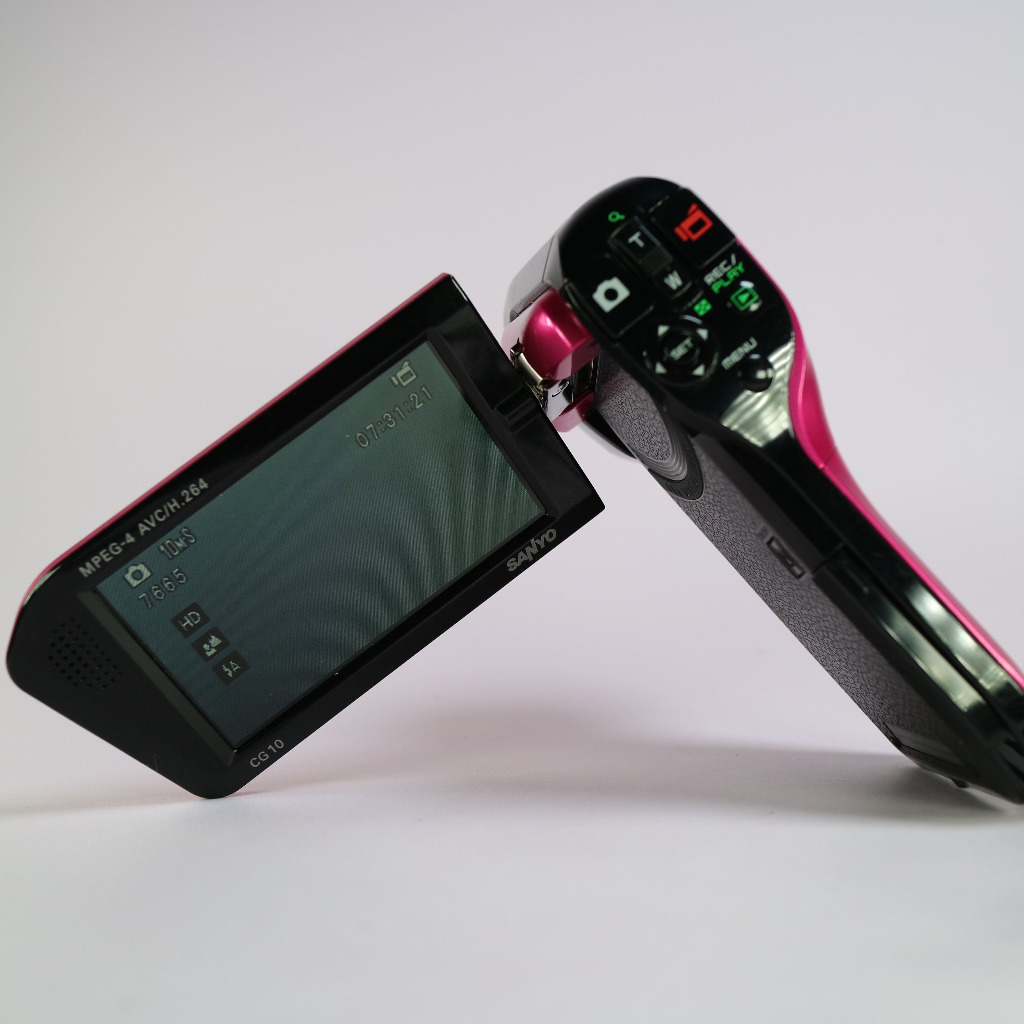 Sanyo Xacti VPC-CG10 10.0MP CMOS FHD Handheld Digital Camcorder