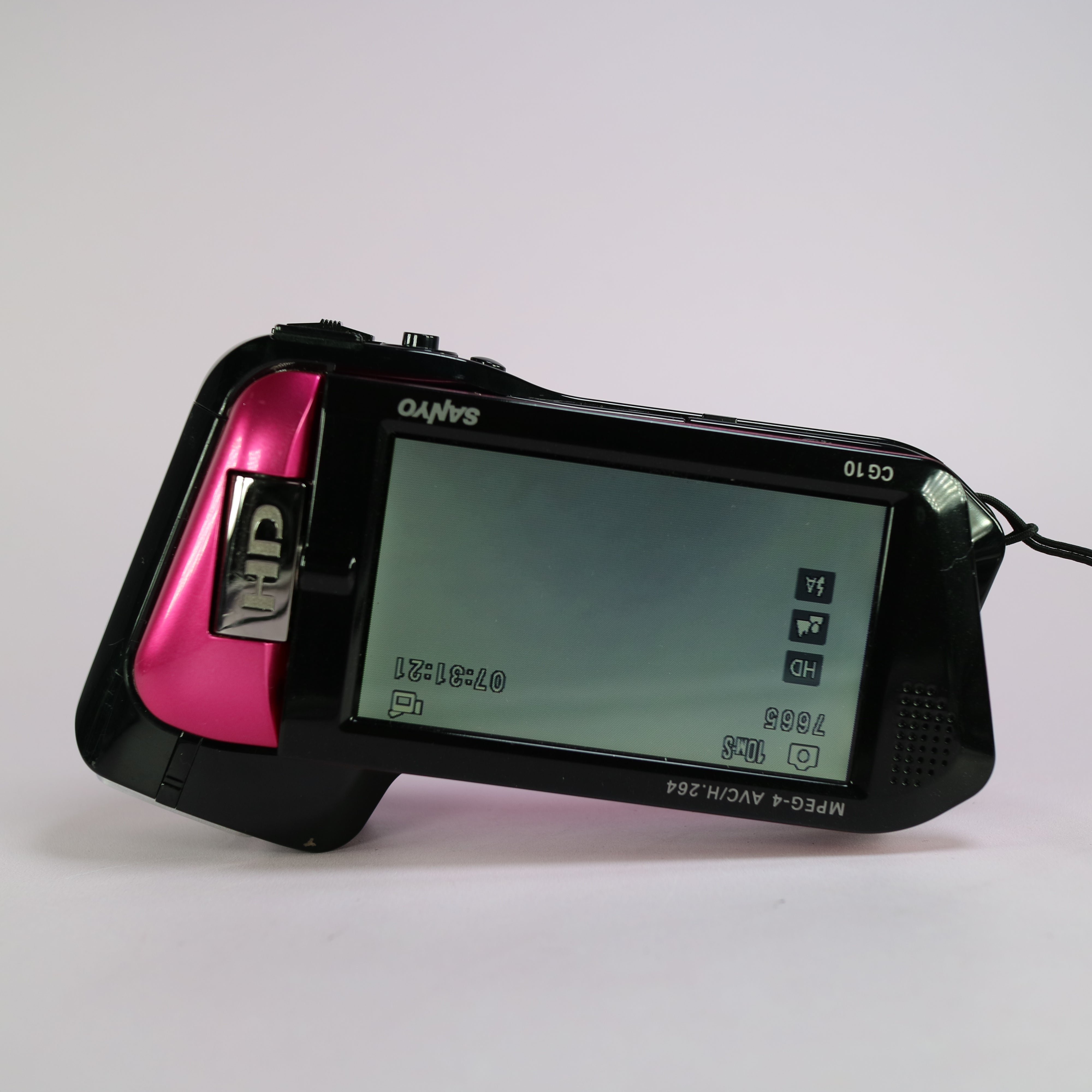 Sanyo Xacti VPC-CG10 10.0MP CMOS FHD Handheld Digital Camcorder