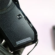 Sanyo Xacti VPC-CG10 10.0MP CMOS FHD Handheld Digital Camcorder