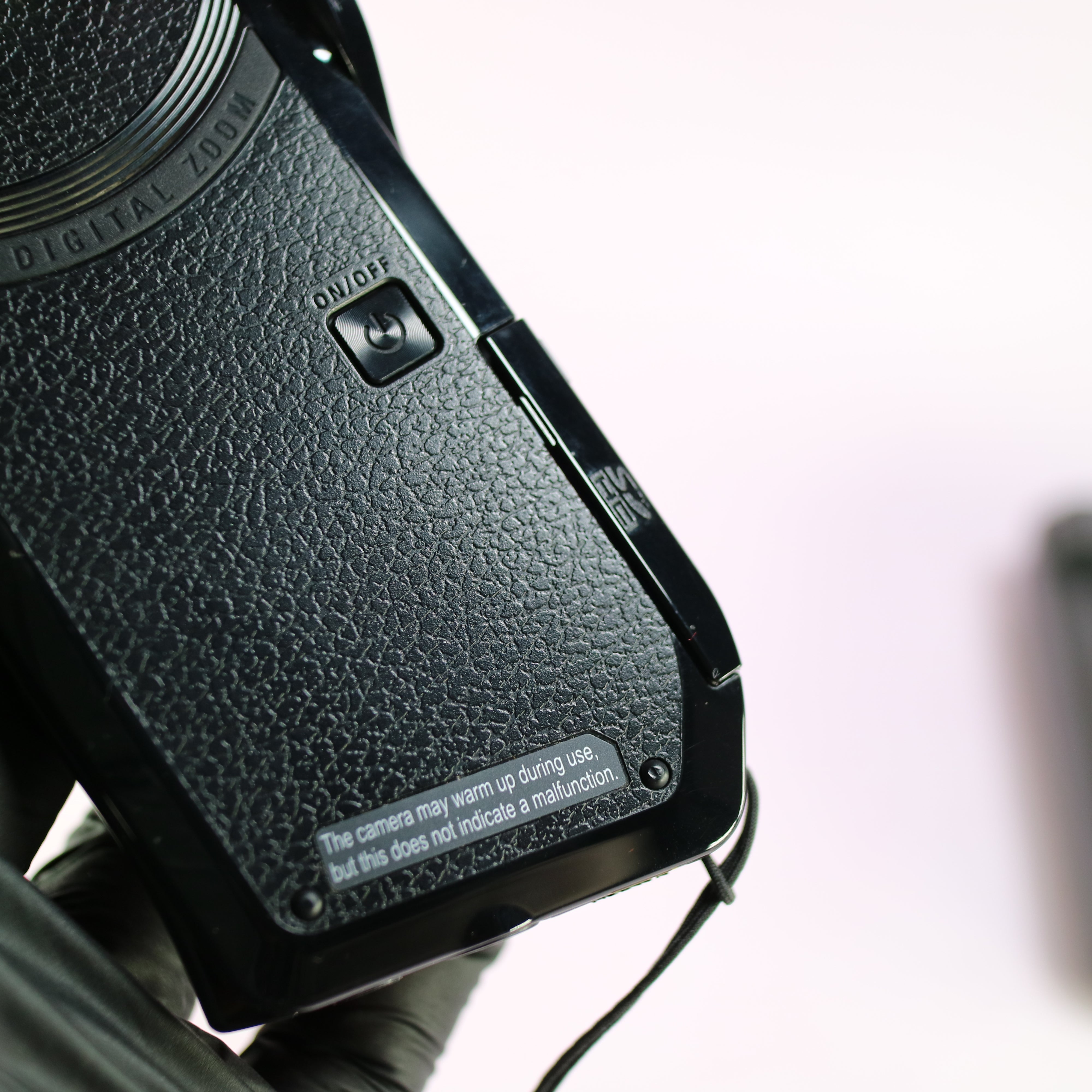 Sanyo Xacti VPC-CG10 10.0MP CMOS FHD Handheld Digital Camcorder